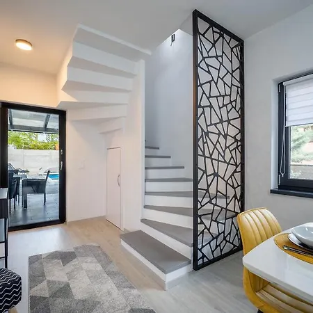 Sosto Pihenohaz By Bltn Вилла *