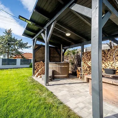 Sosto Pihenohaz By Bltn Шиофок