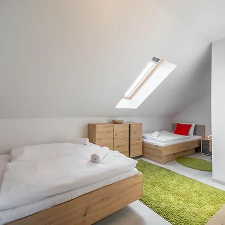 Sosto Pihenohaz By Bltn * Шиофок