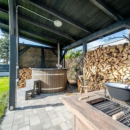 Вилла Sosto Pihenohaz By Bltn *