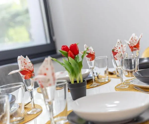 Sosto Pihenohaz By Bltn * שיופוק